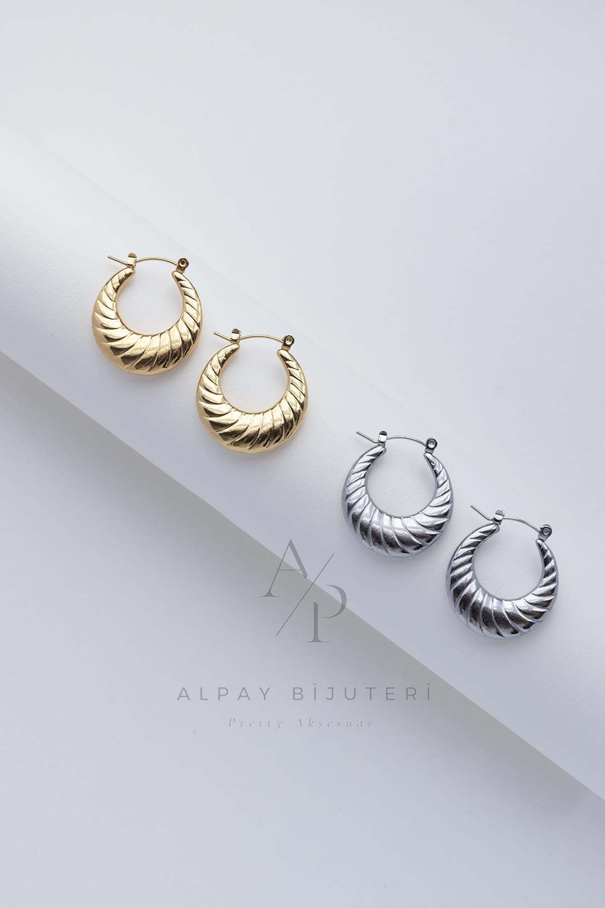 Kıvrım Model Çelik Küpe