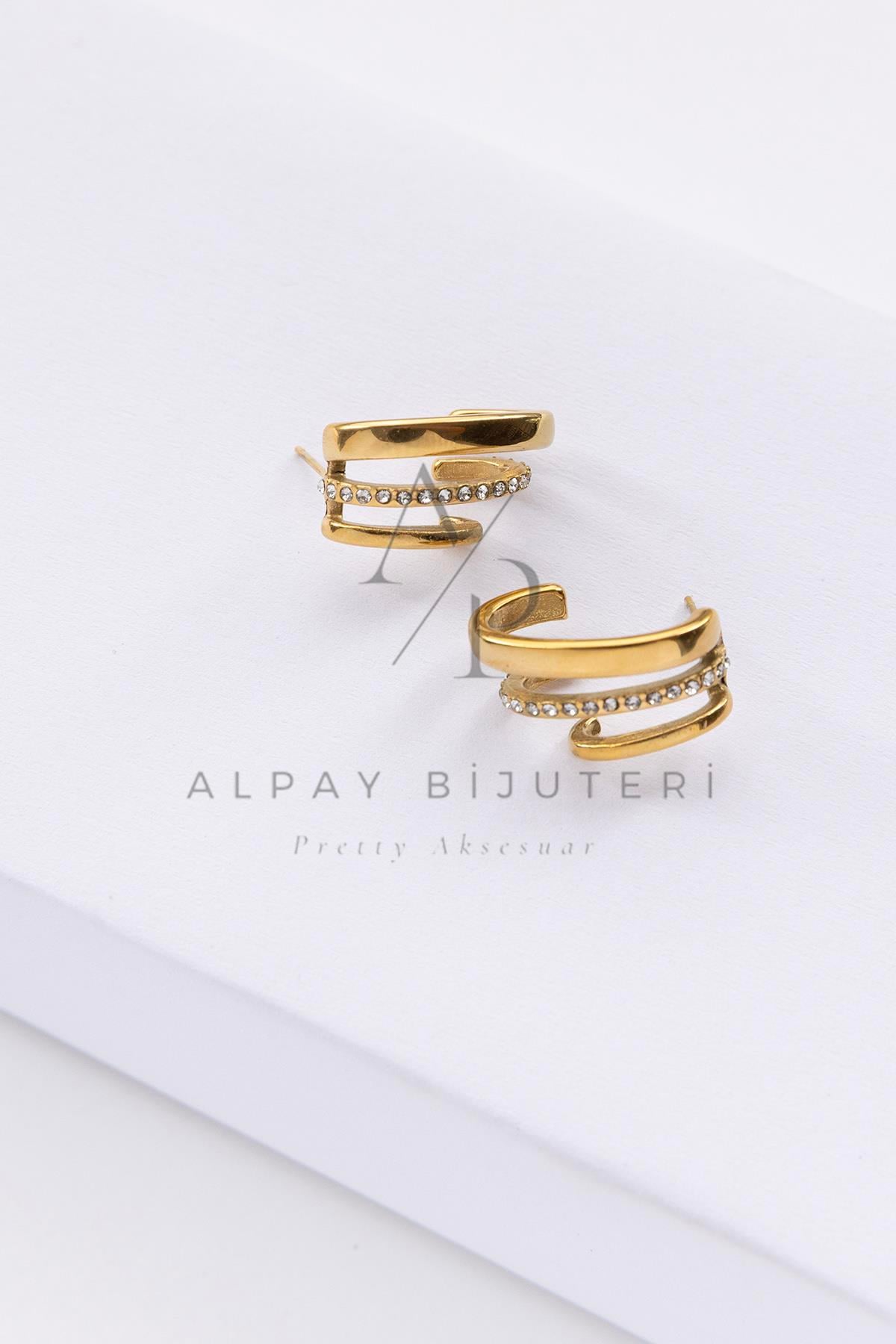 Şık Tasarım Küpe