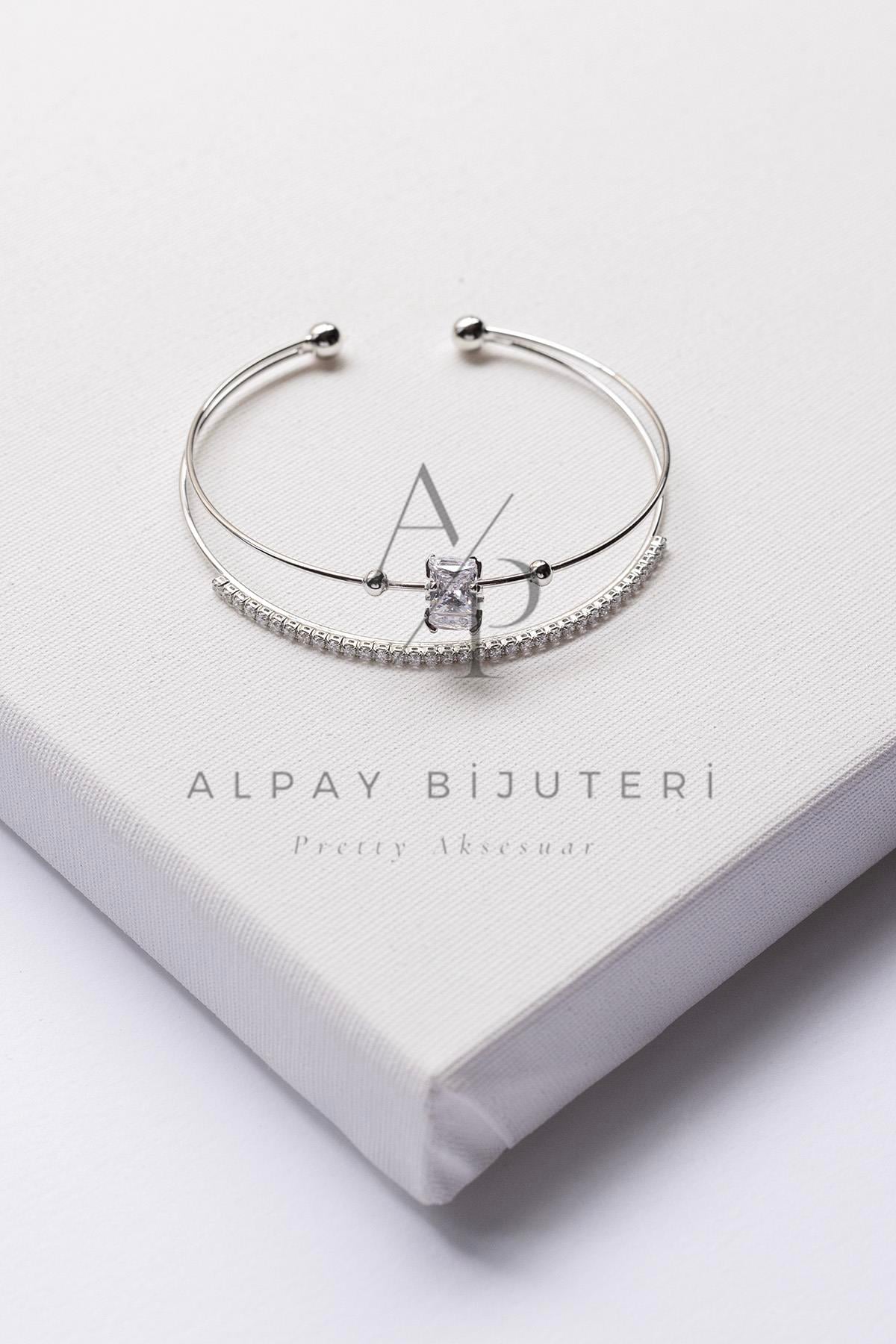 Şık Tasarım Kelepçe Bileklik