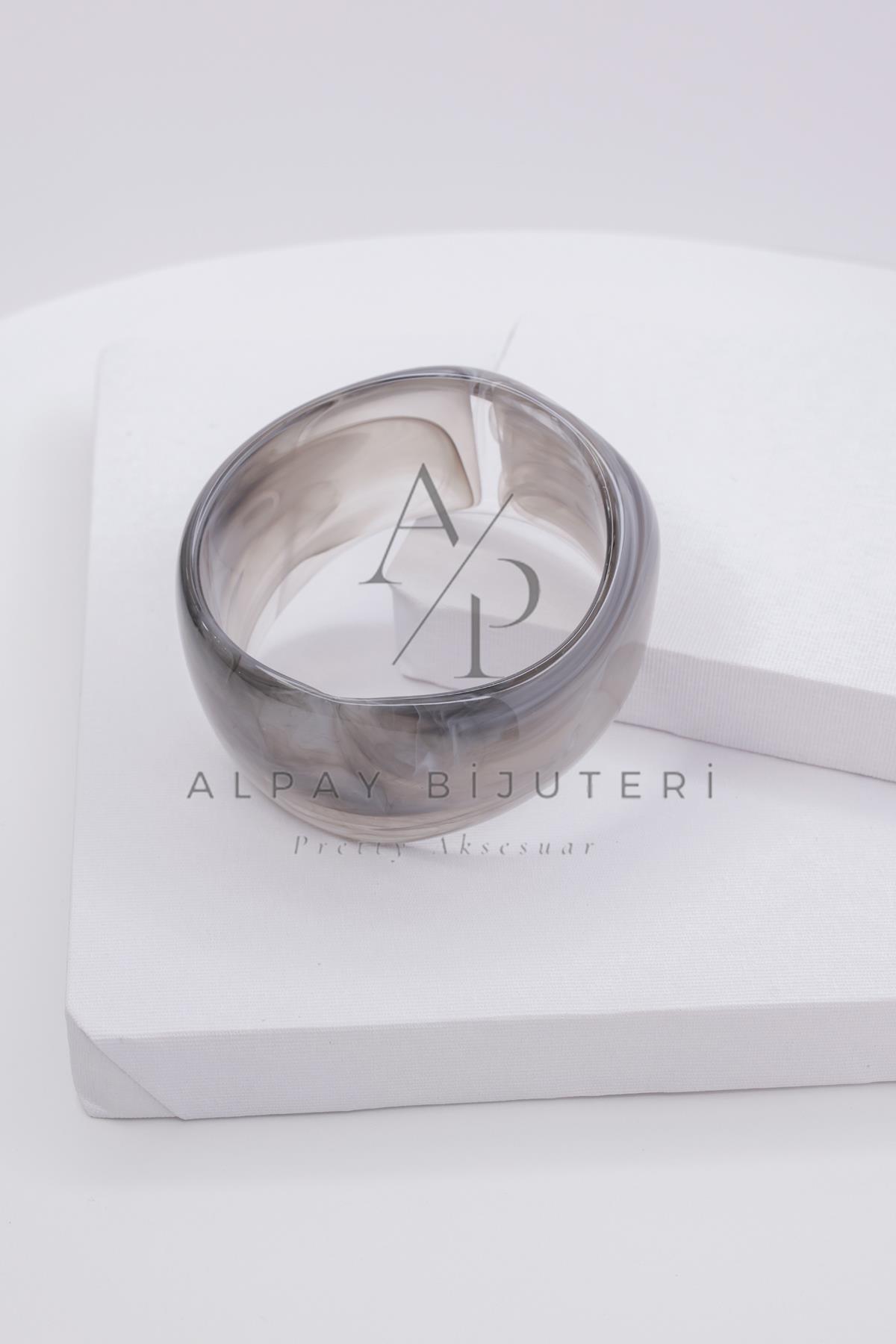 Şık Tasarım Bilezik