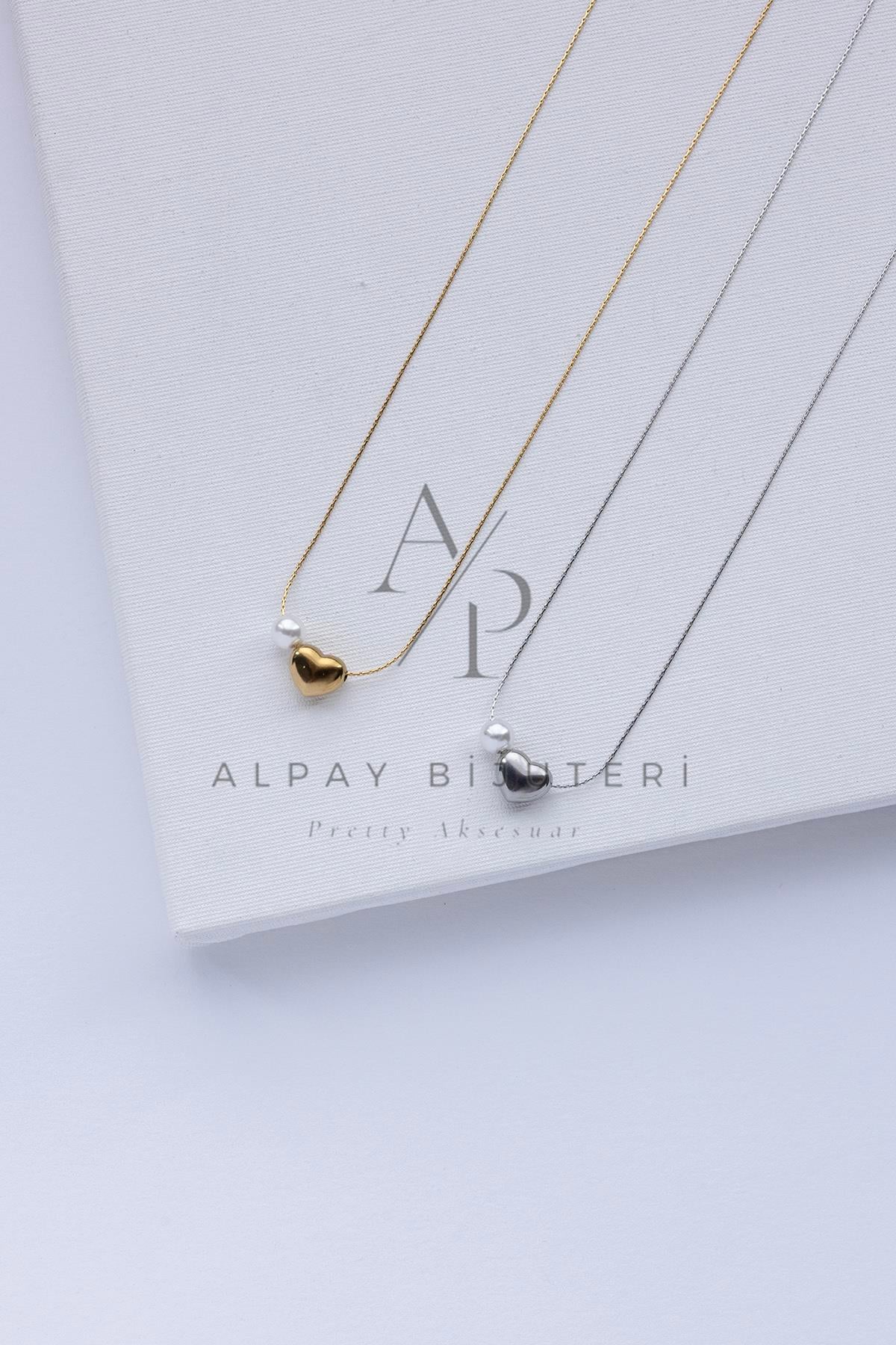 Kalp Detay Çelik Kolye