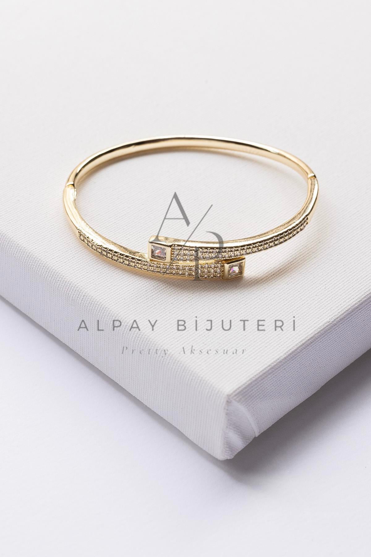 Şık Tasarım Kelepçe Bileklik