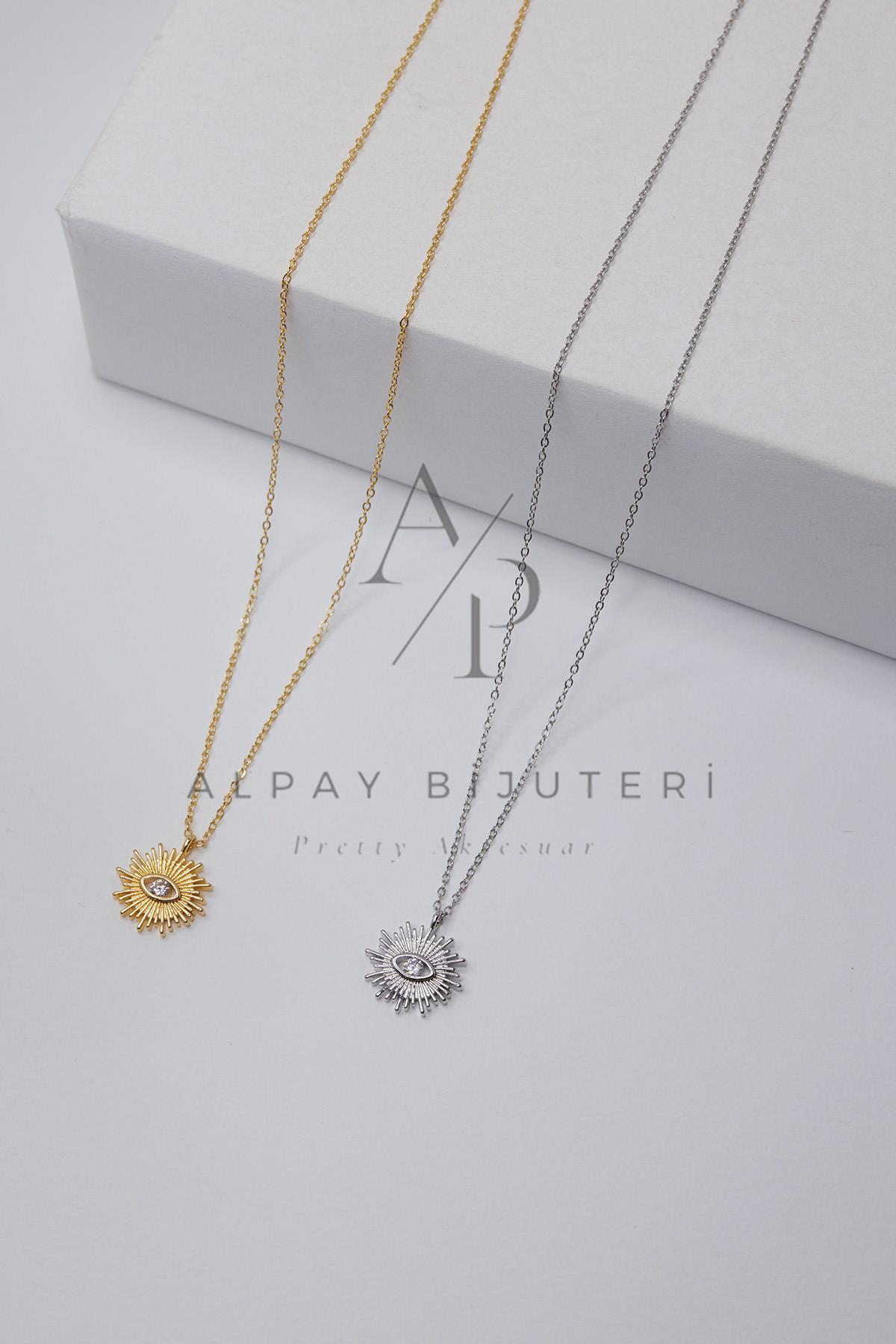 Şık Tasarım Kolye