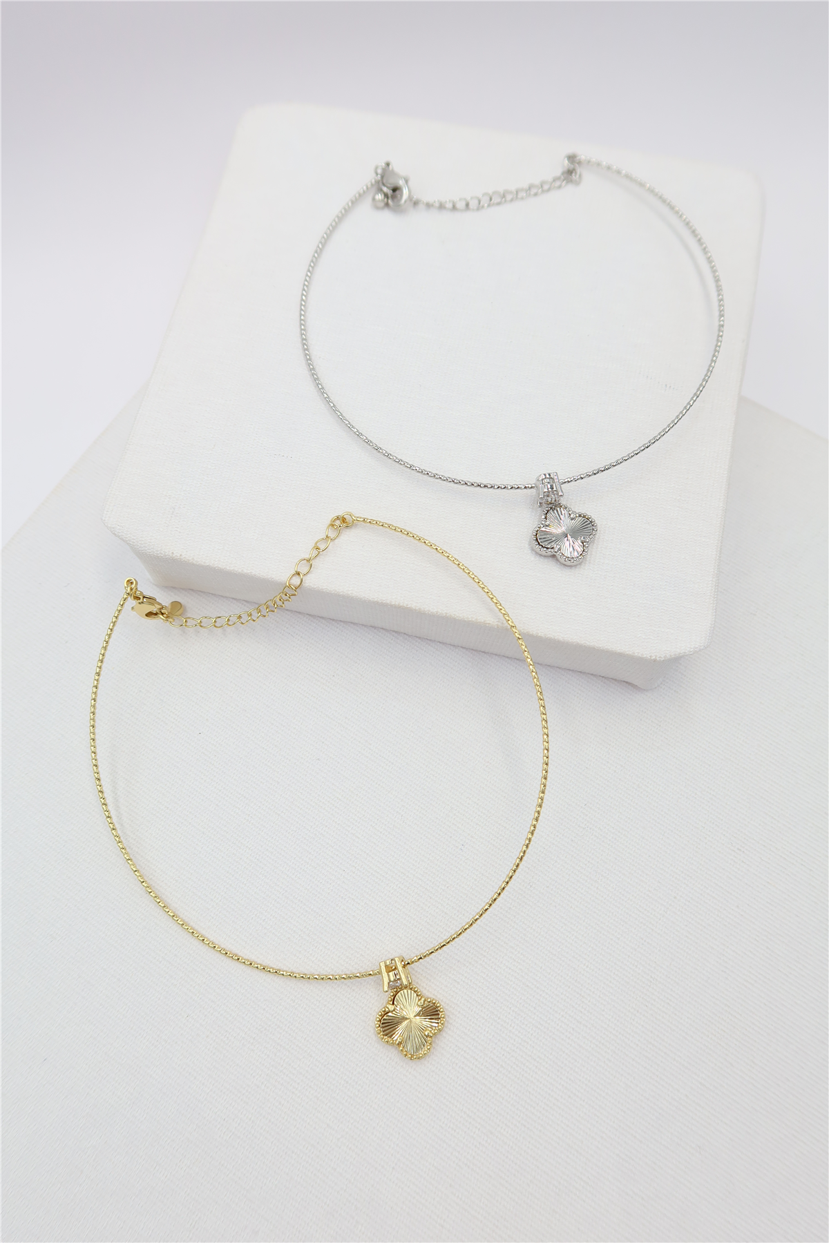 Charm Detaylı Çelik Misinalı Halhal