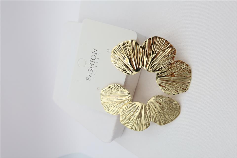 Marka Model Gold Küpe