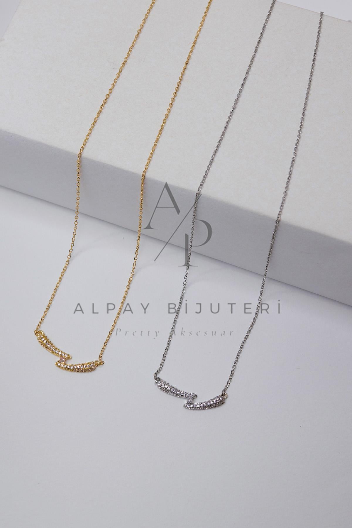 Şık Tasarım Kolye