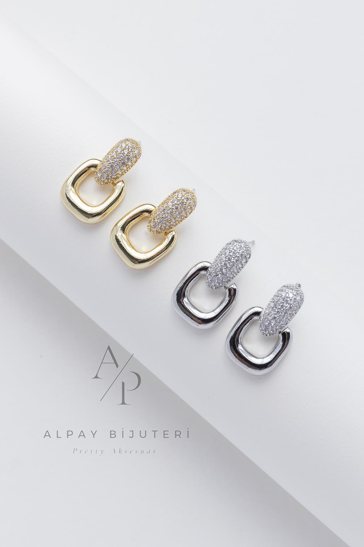 Zirkon Kare Detay Küpe