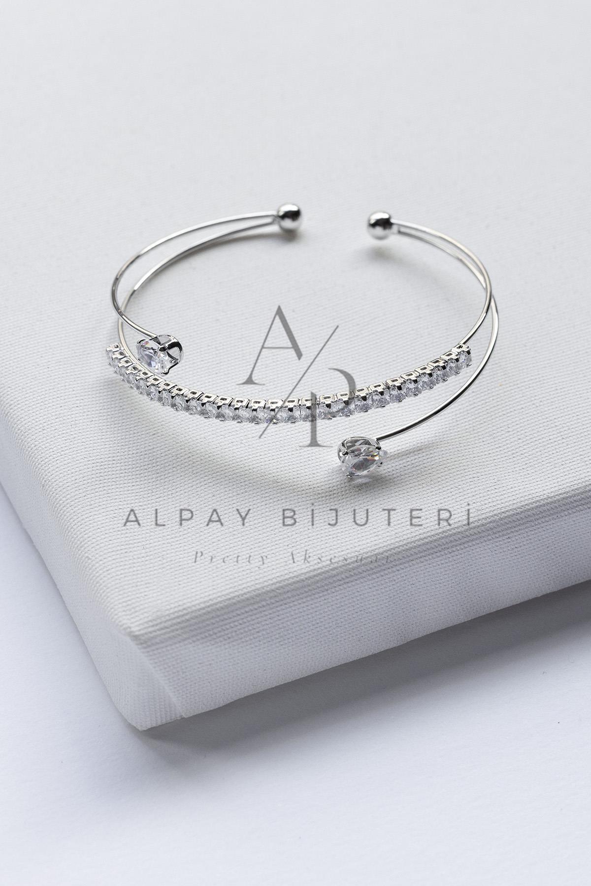 Şık Tasarım Kelepçe Bileklik