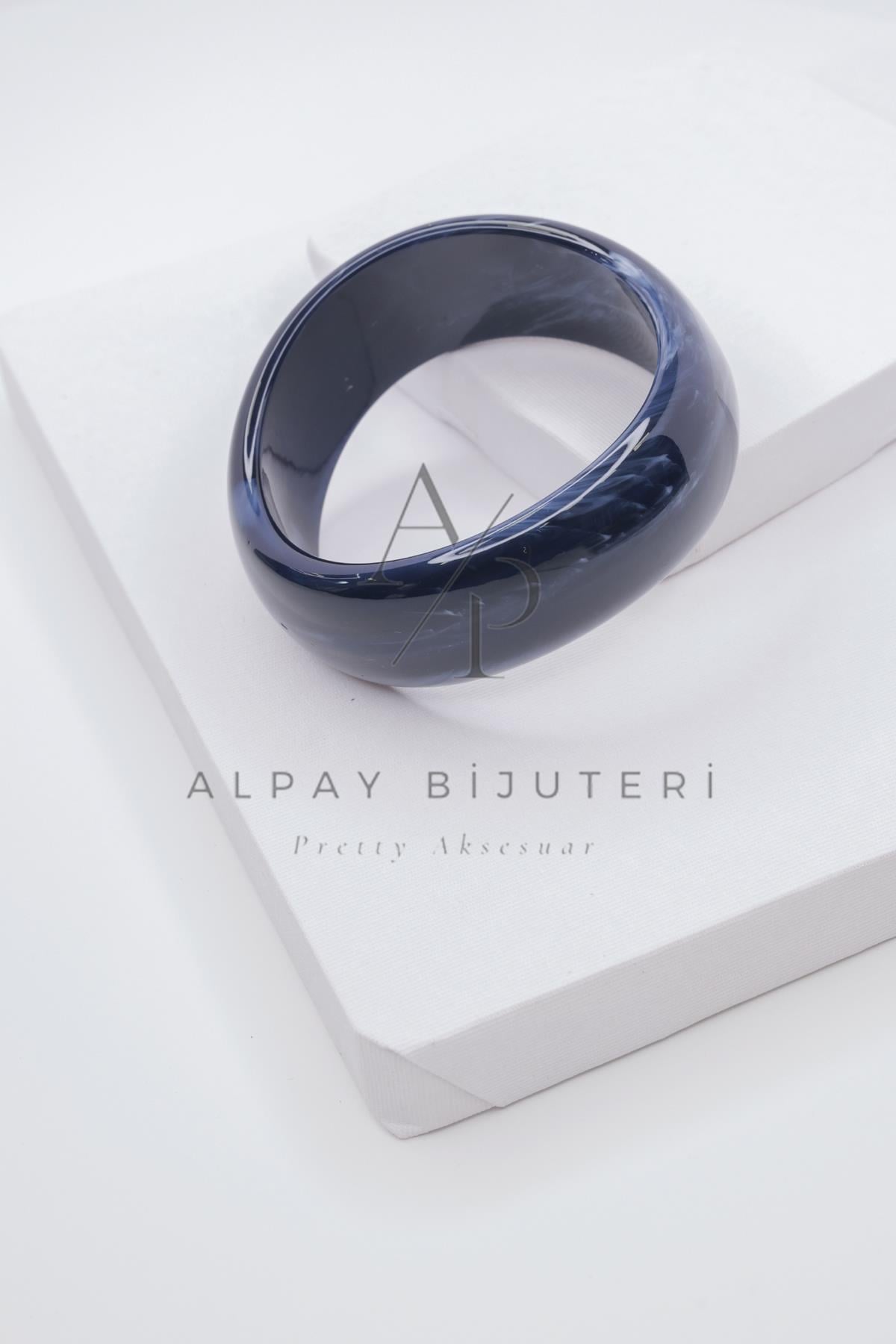 Şık Tasarım Bilezik