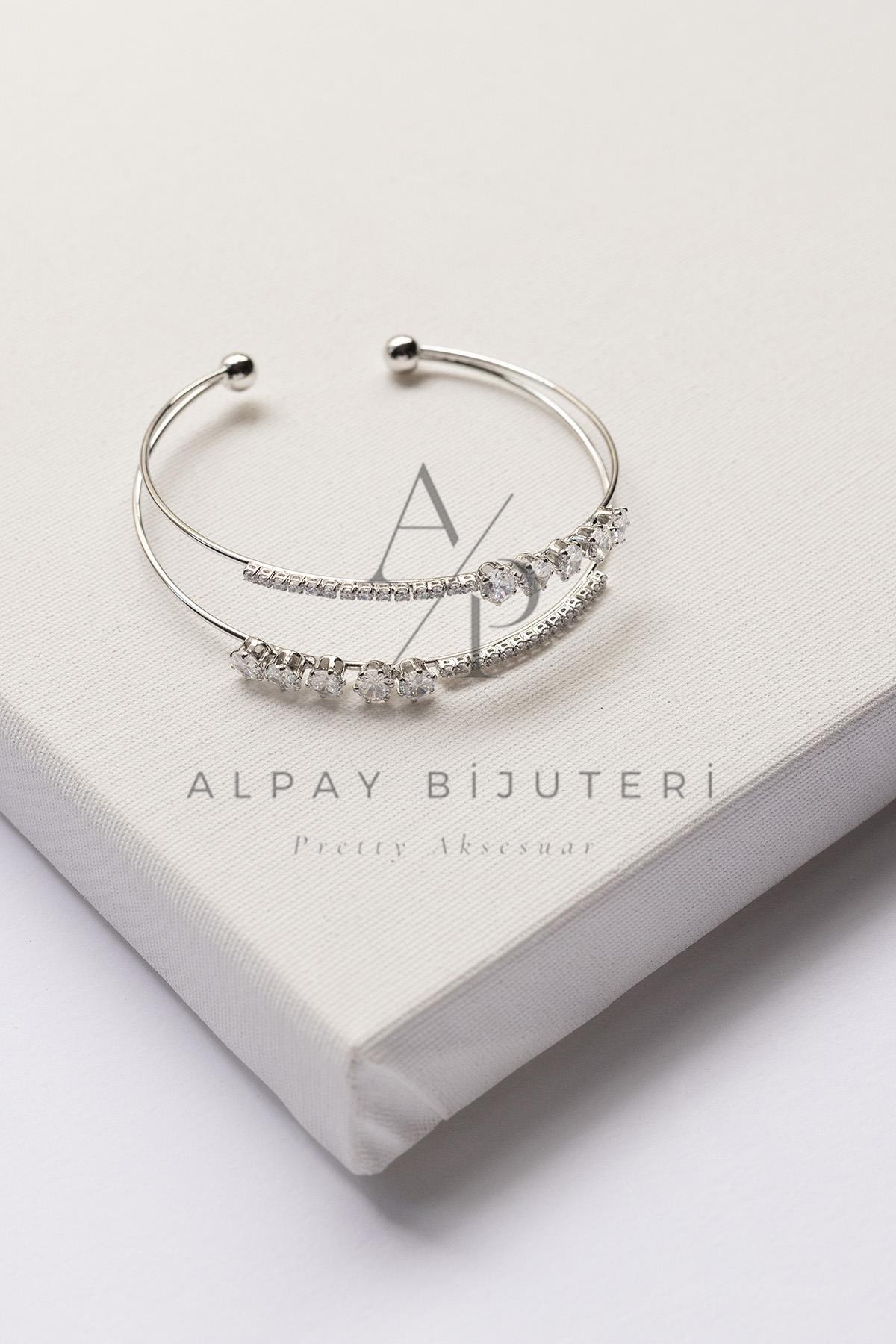 Şık Tasarım Kelepçe Bileklik