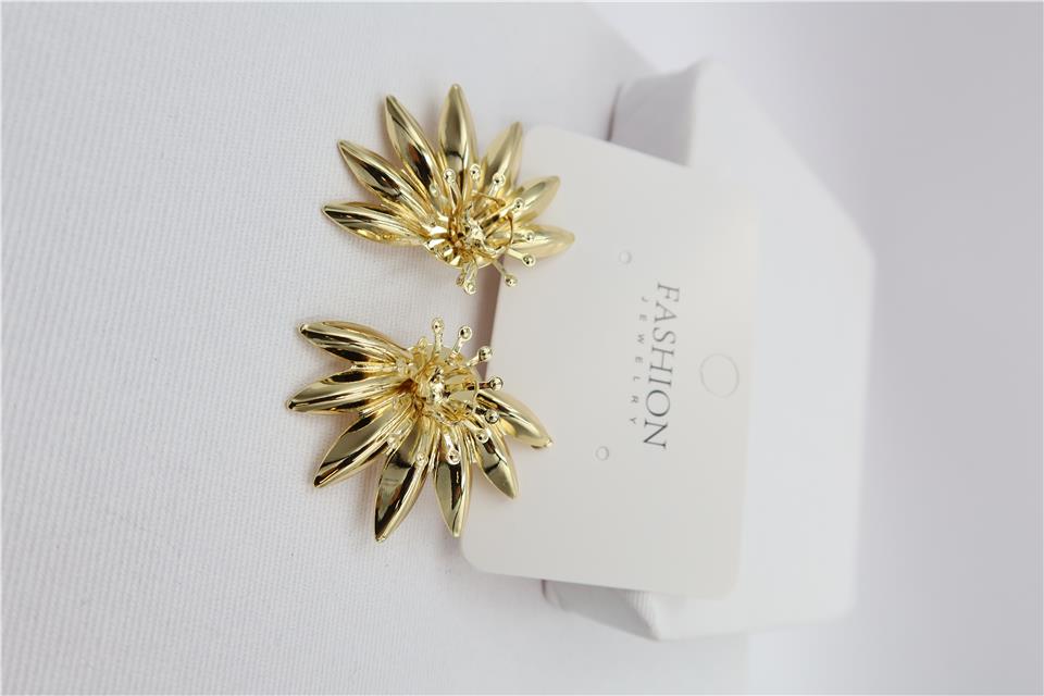 Marka Model Gold Küpe