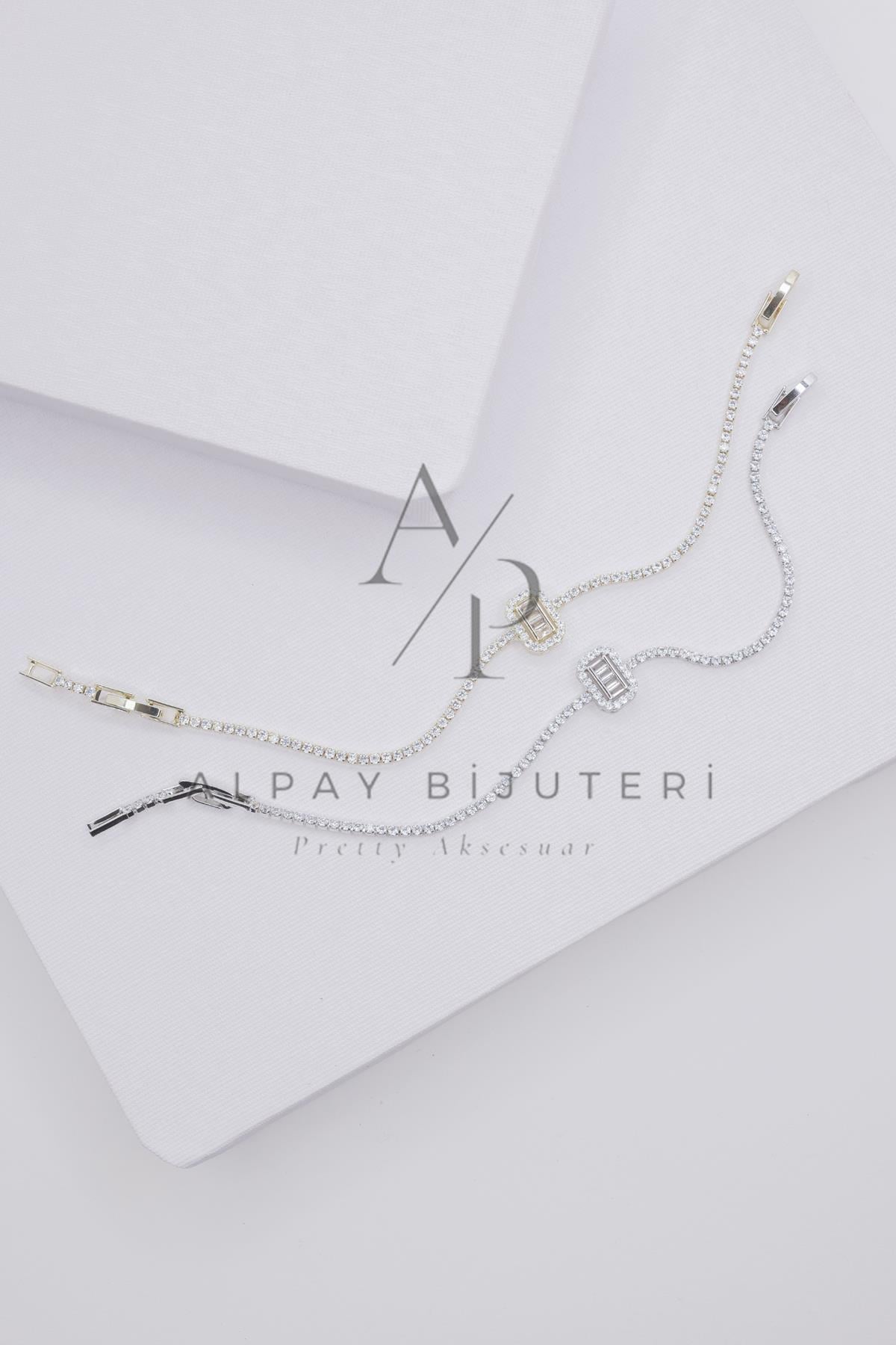 Zirkon Taş Tasarım  Bileklik