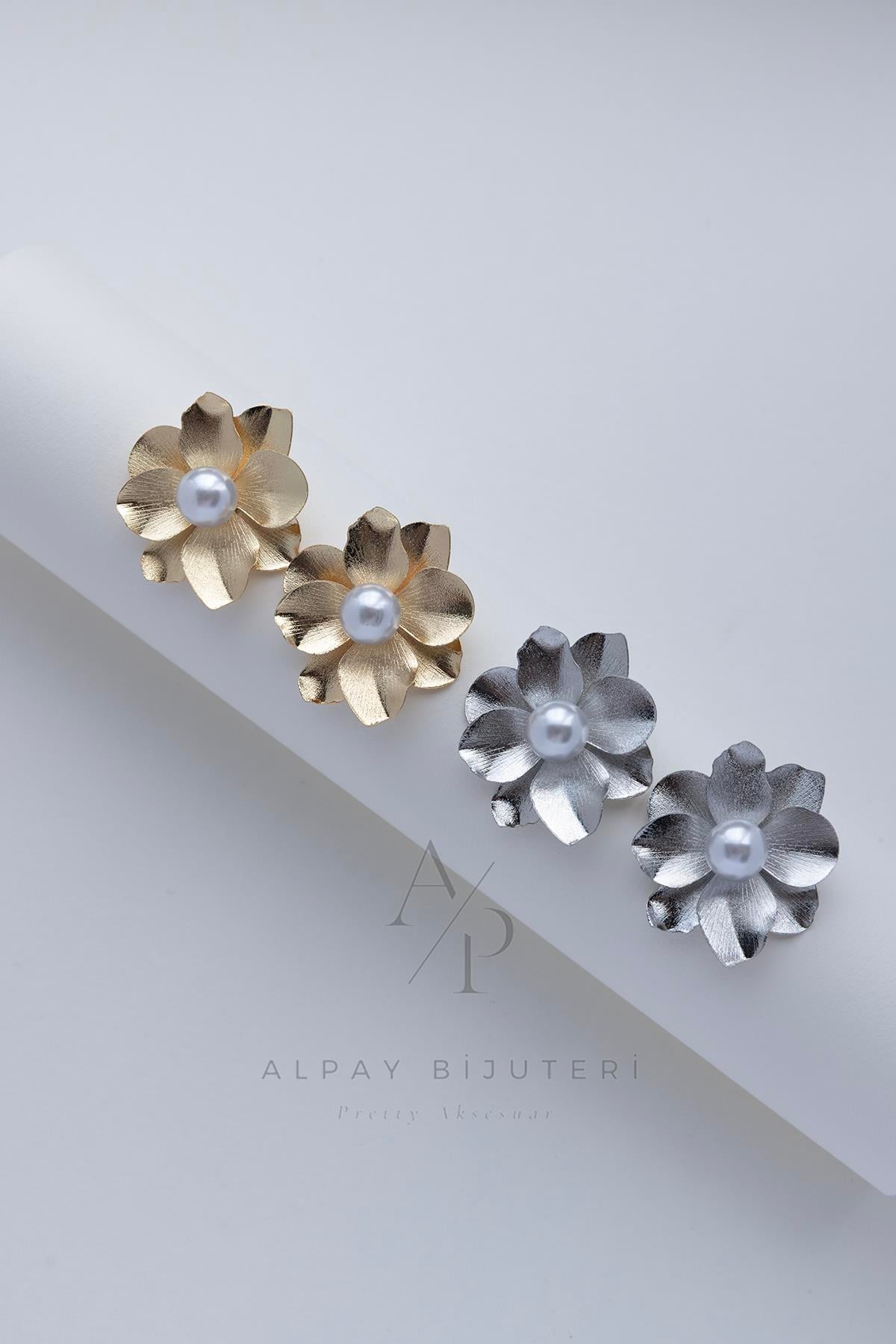 İnci Detay Çiçek Küpe