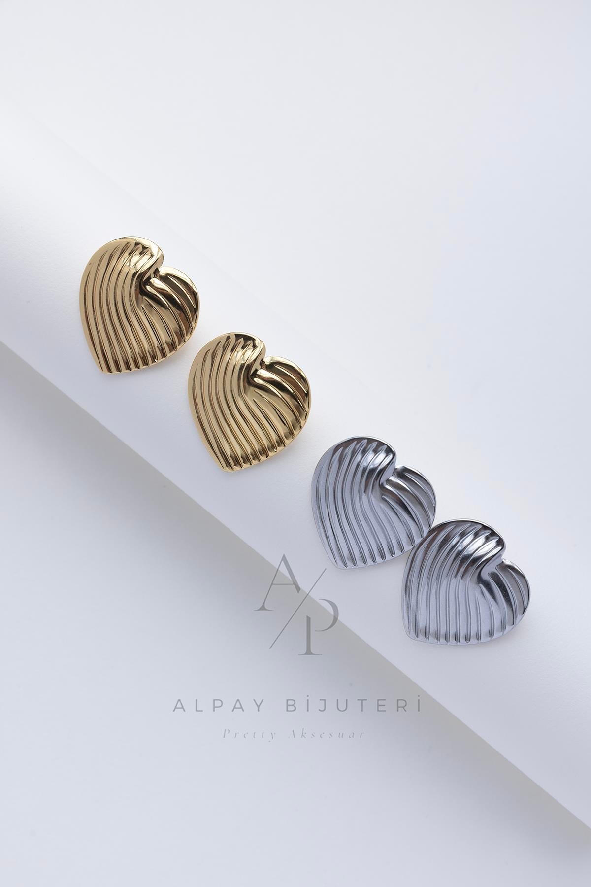 Çizgi Tasarım Kalp Çelik Küpe