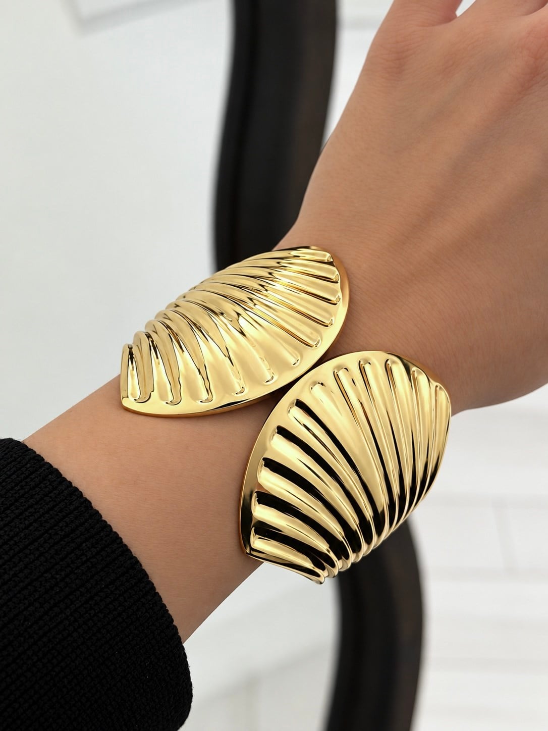 VIP Luxury Gold Kelepçe Bilezik