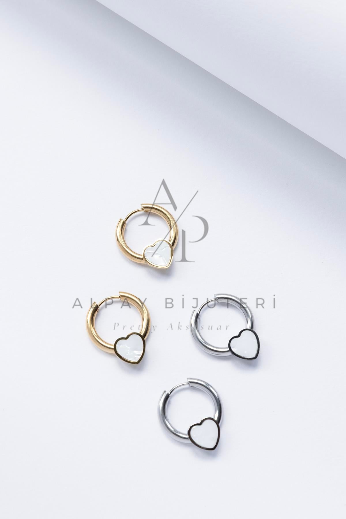 Şık Tasarım Küpe