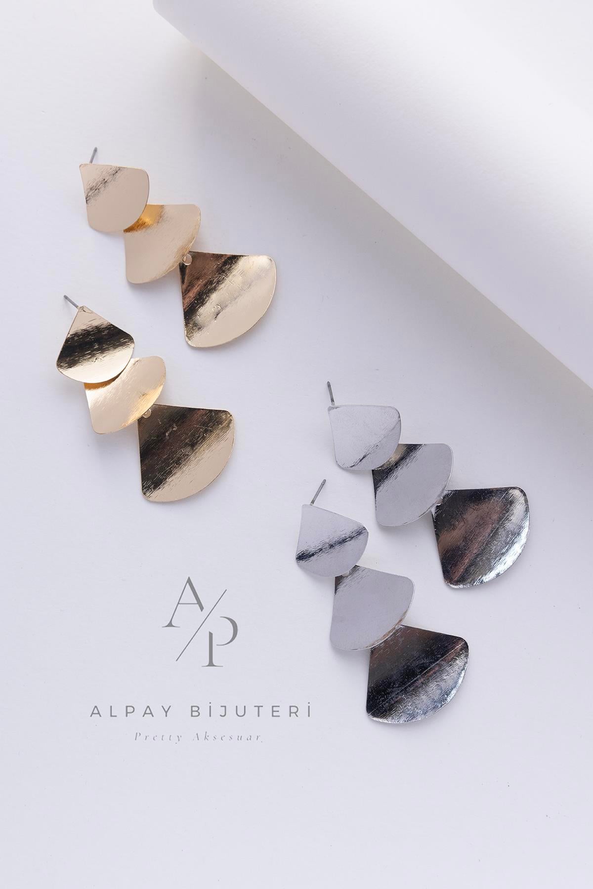 Yelpaze Sıralı Model Küpe