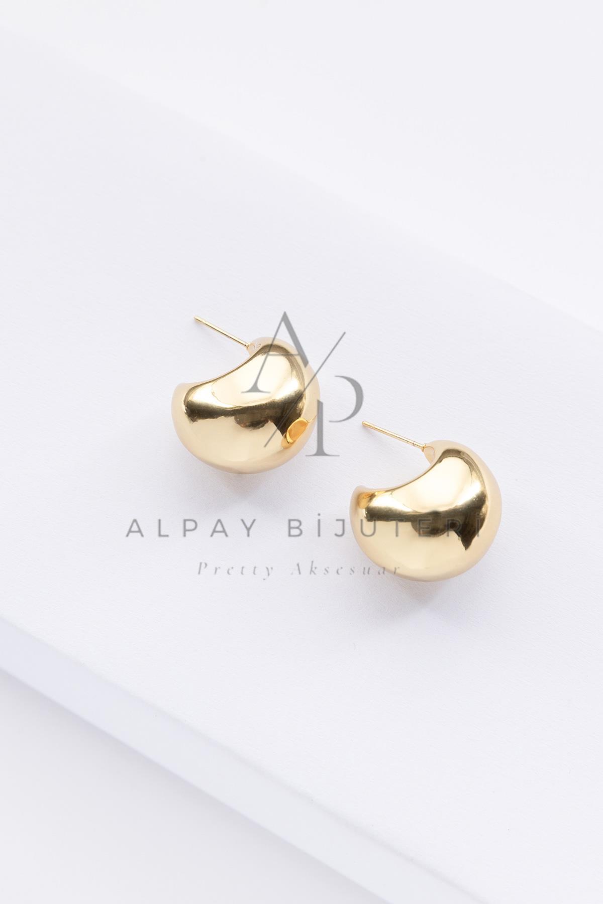 Şık Tasarım Küpe