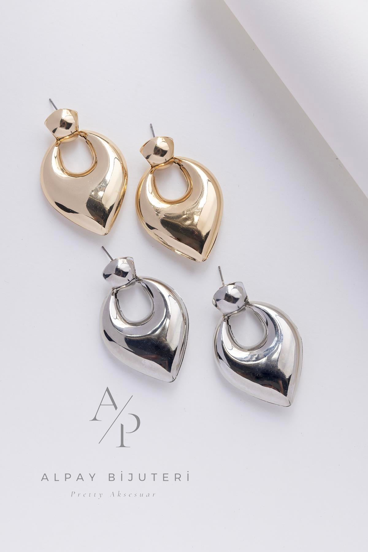 Şık Tasarım Küpe