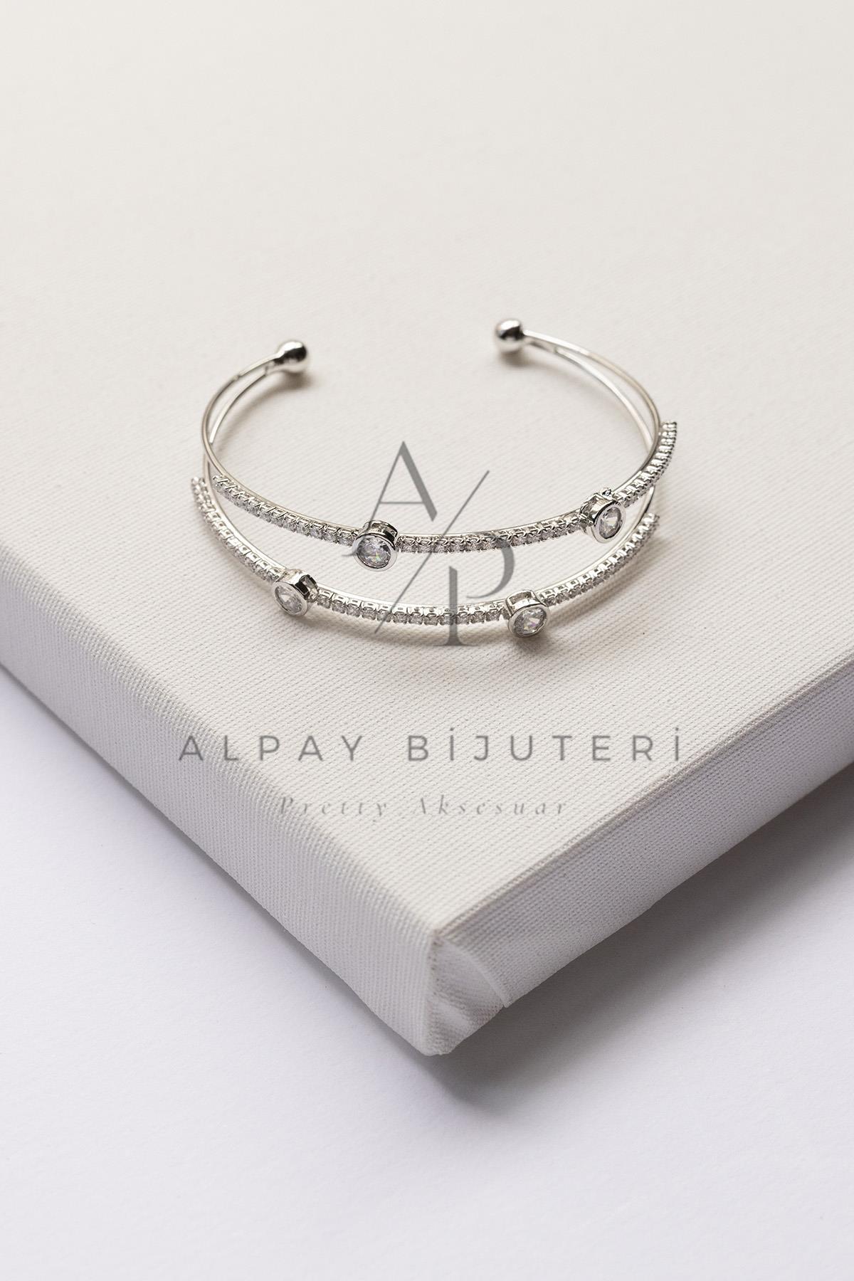 Şık Tasarım Kelepçe Bileklik