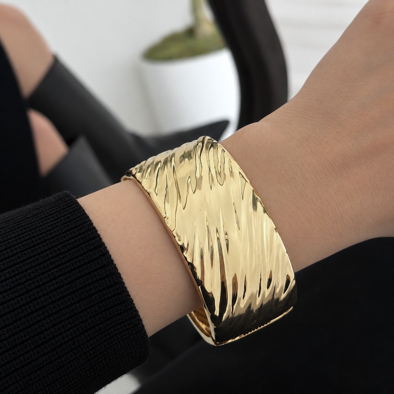 VIP Luxury Gold Kelepçe Bilezik