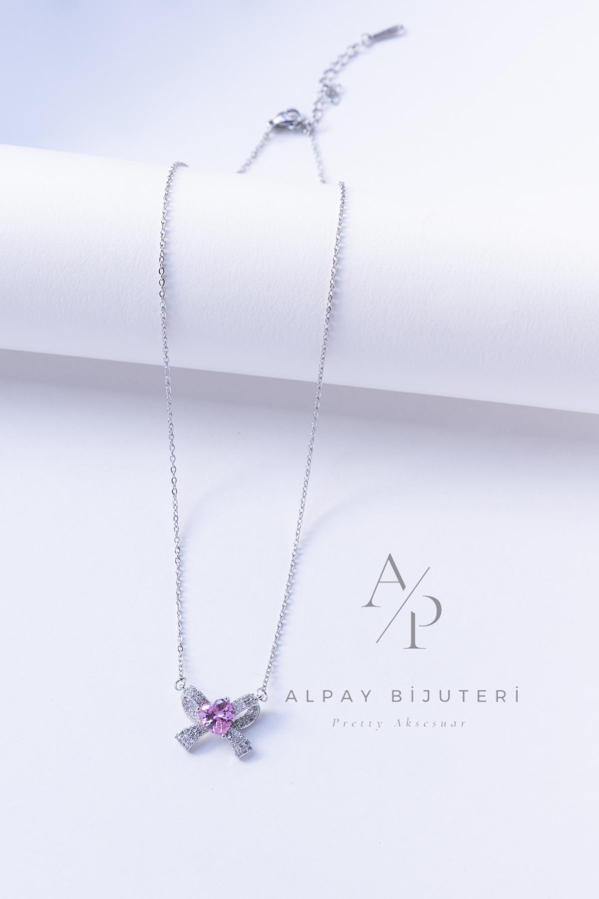 Mor Taş Kurdele Çelik Kolye