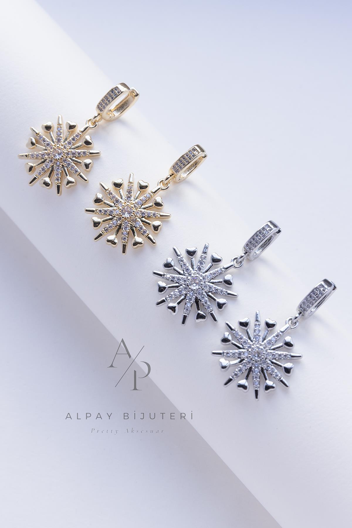 Zirkon Kar Tanesi Motif Küpe