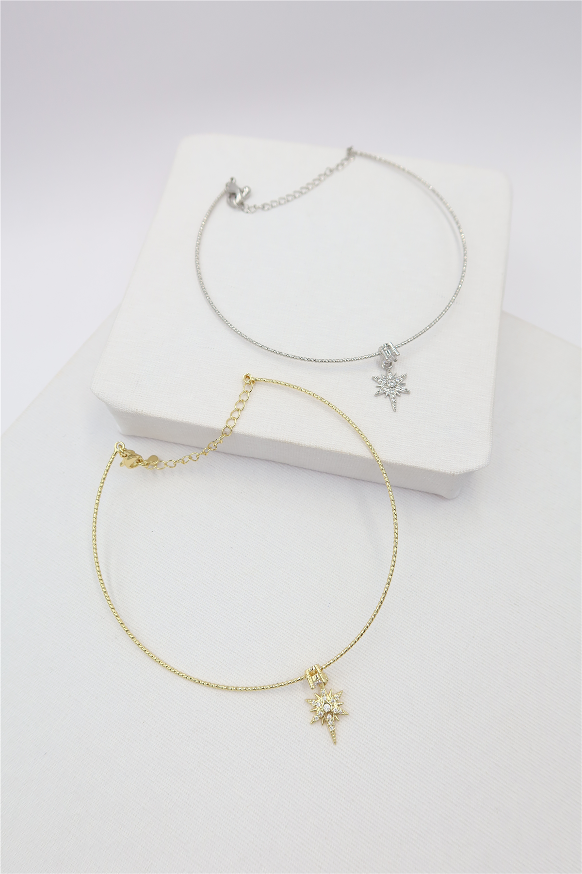 Charm Detaylı Çelik Misinalı Halhal