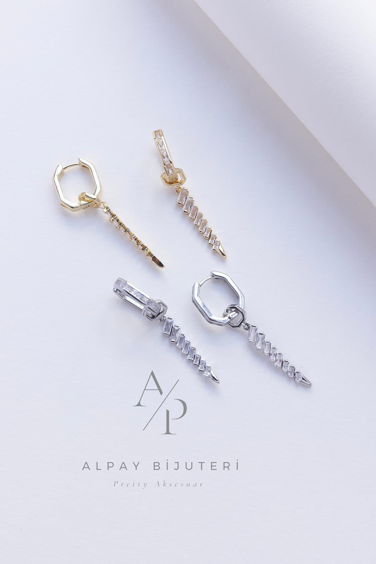 Zirkon Taş Sallantılı Halka Küpe