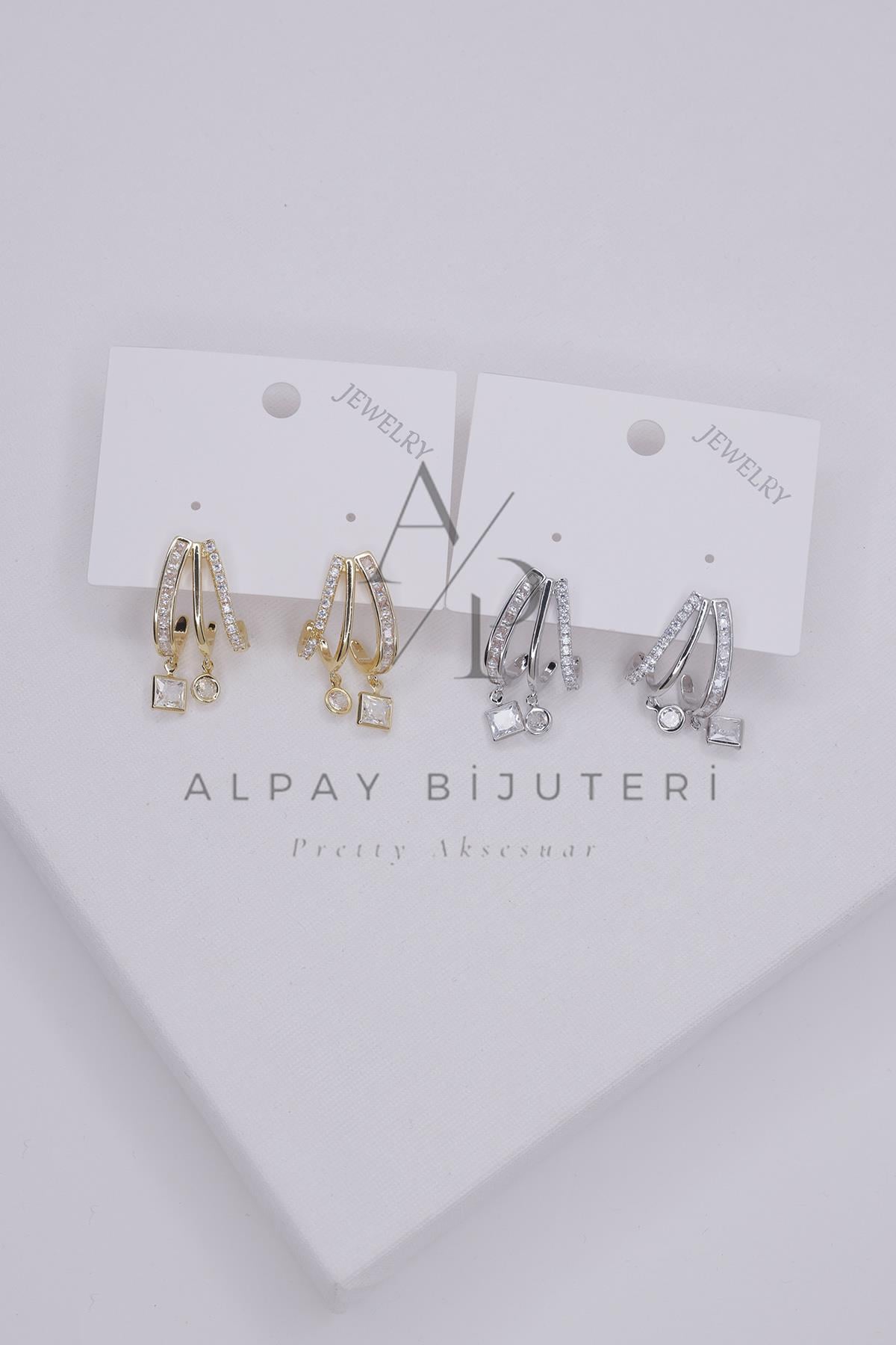 Şık Tasarım Küpe