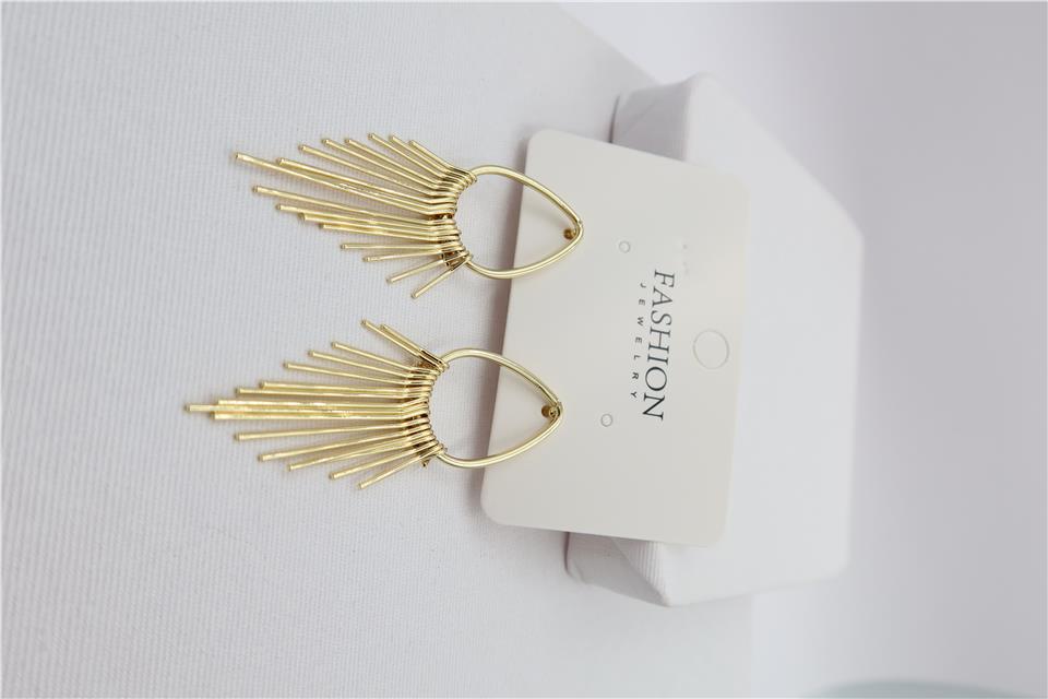 Marka Model Gold Küpe