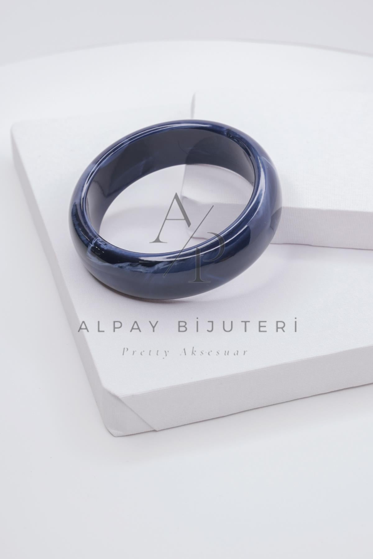 Şık Tasarım Bilezik