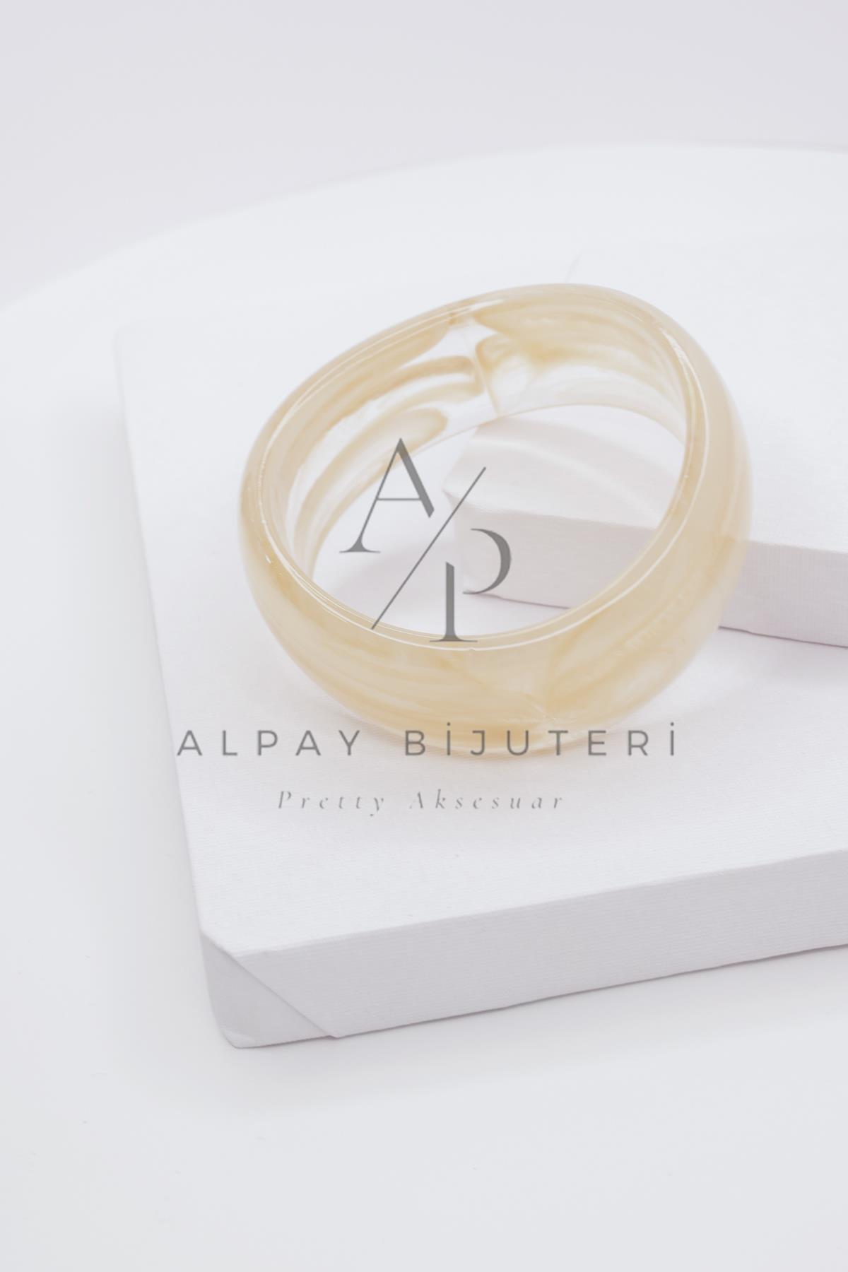 Şık Tasarım Bilezik