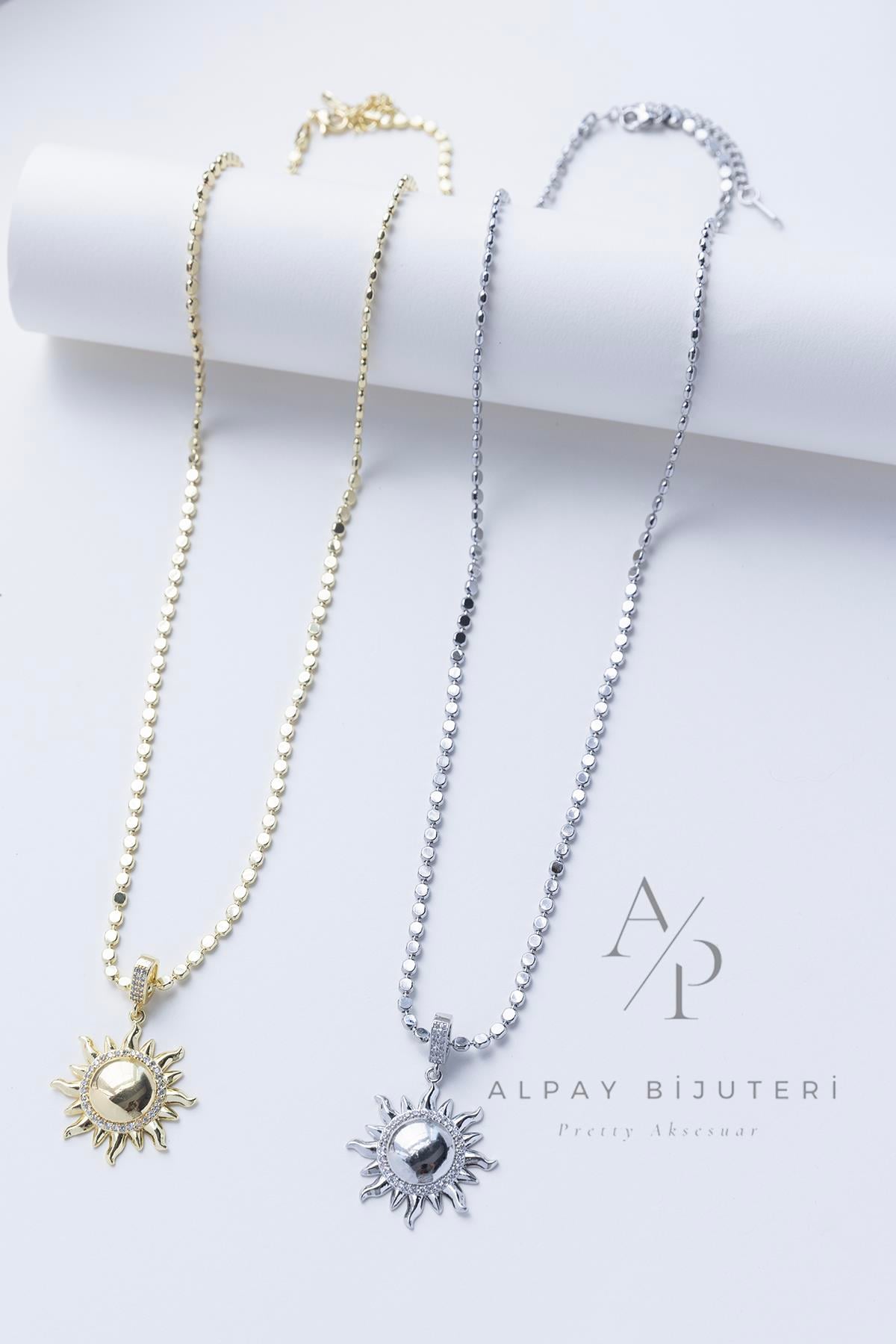 Güneş Sembol Detay Çelik Kolye