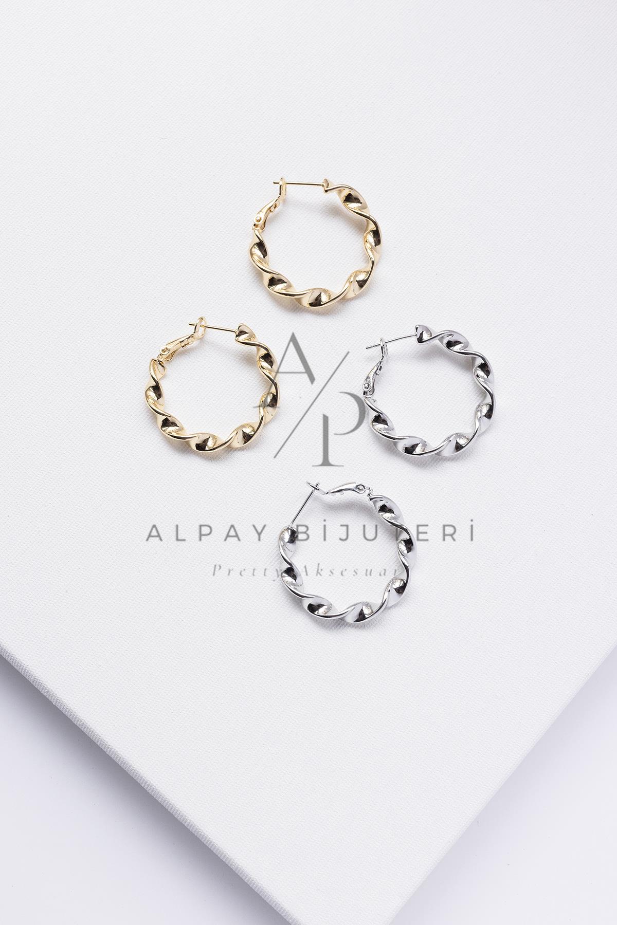 Şık Tasarım Halka Küpe