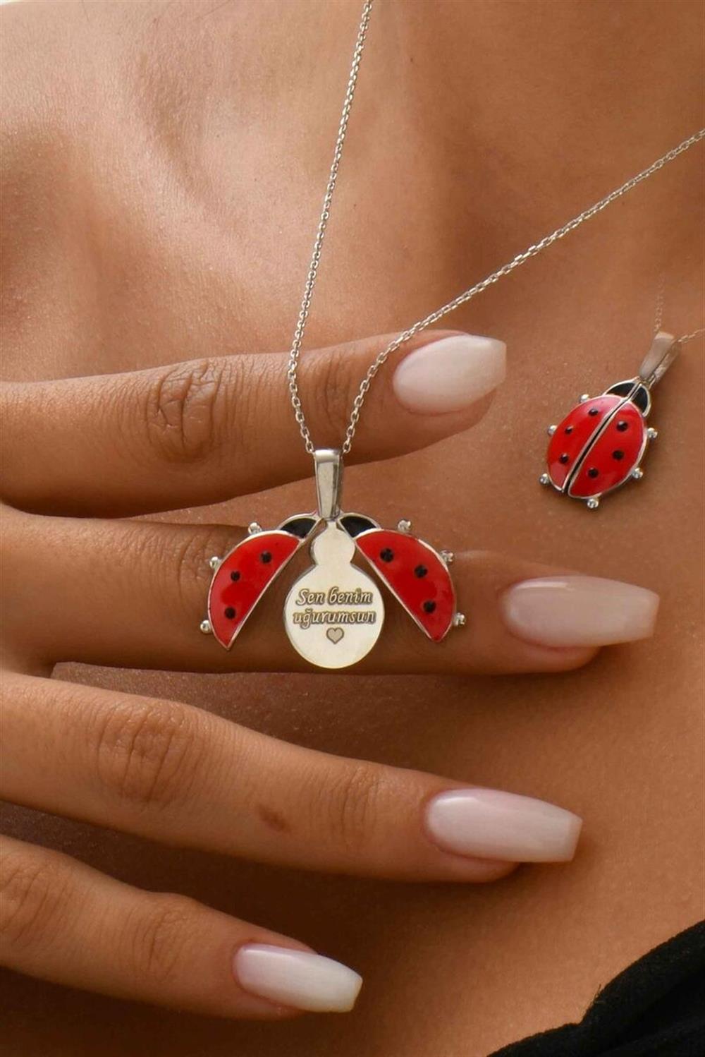 Açılabilir Uğur Böceği 925 Ayar Gümüş Kolye