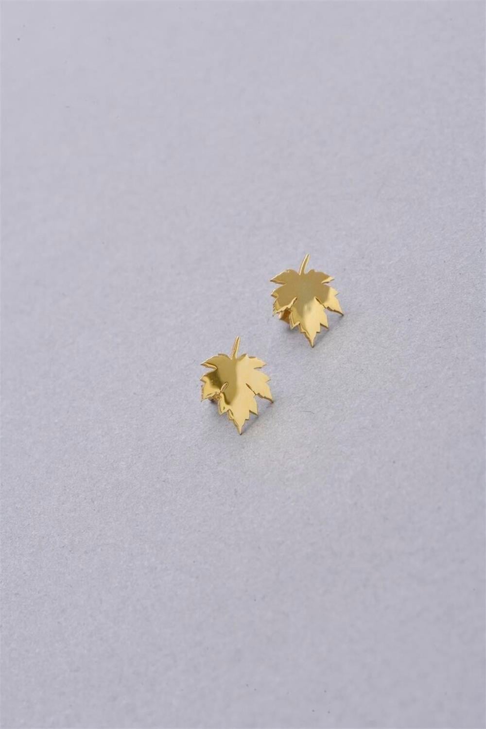 Çivili Çınar Yaprağı 925 Ayar Gümüş Küpe