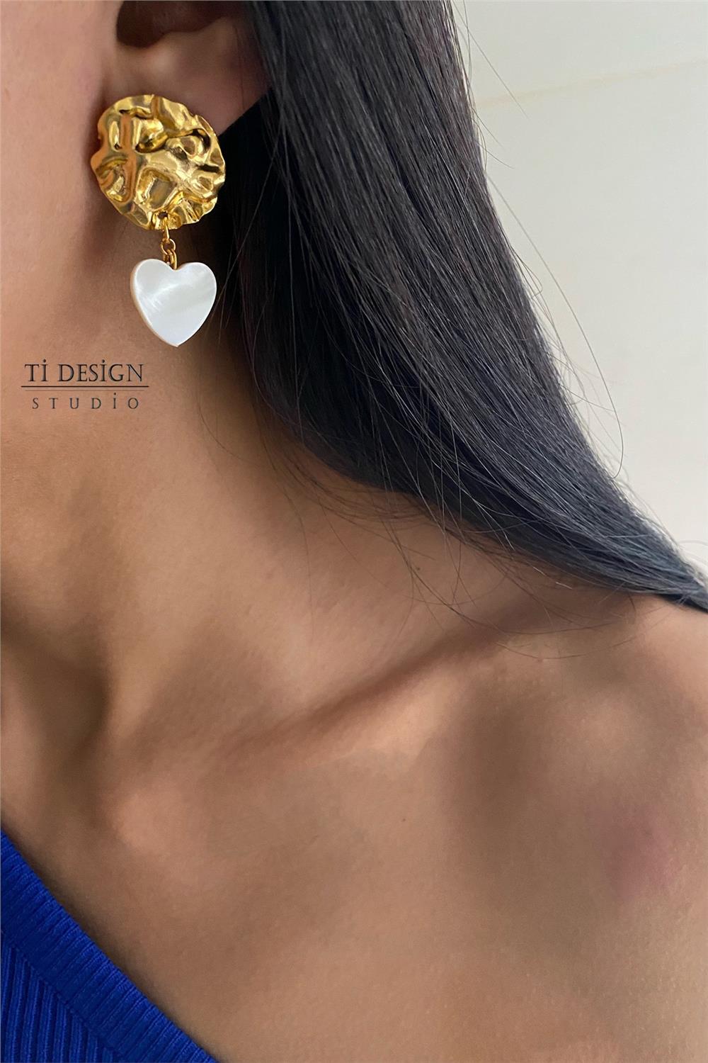 Sedef Taşı Tasarım Küpe