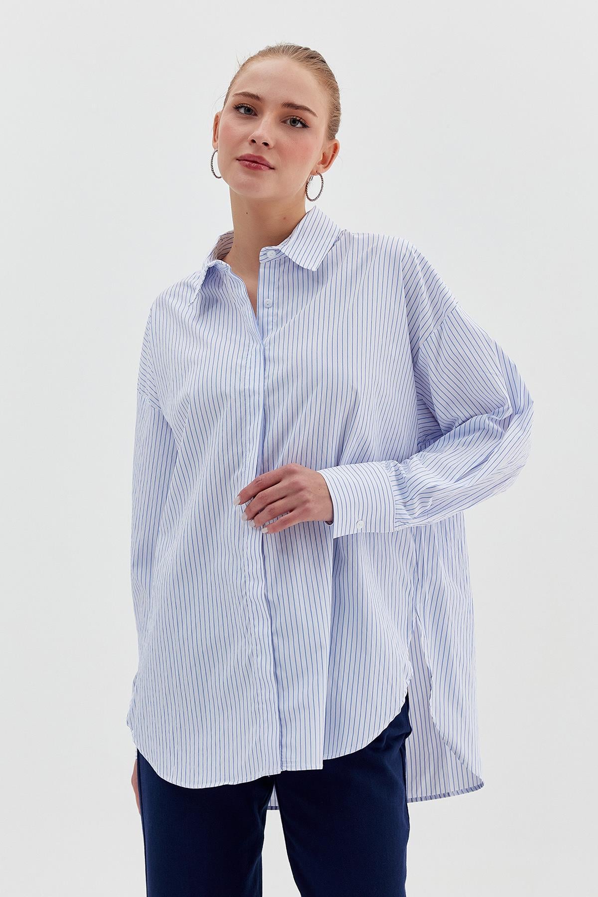 İnce Çizgili Gizli Düğmeli Oversize Gömlek