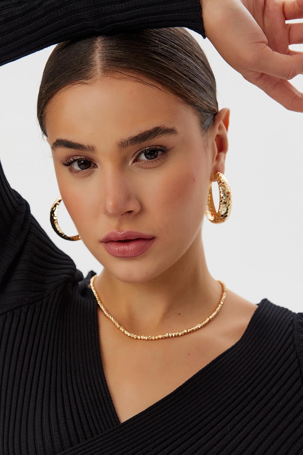 Dorika Kolye