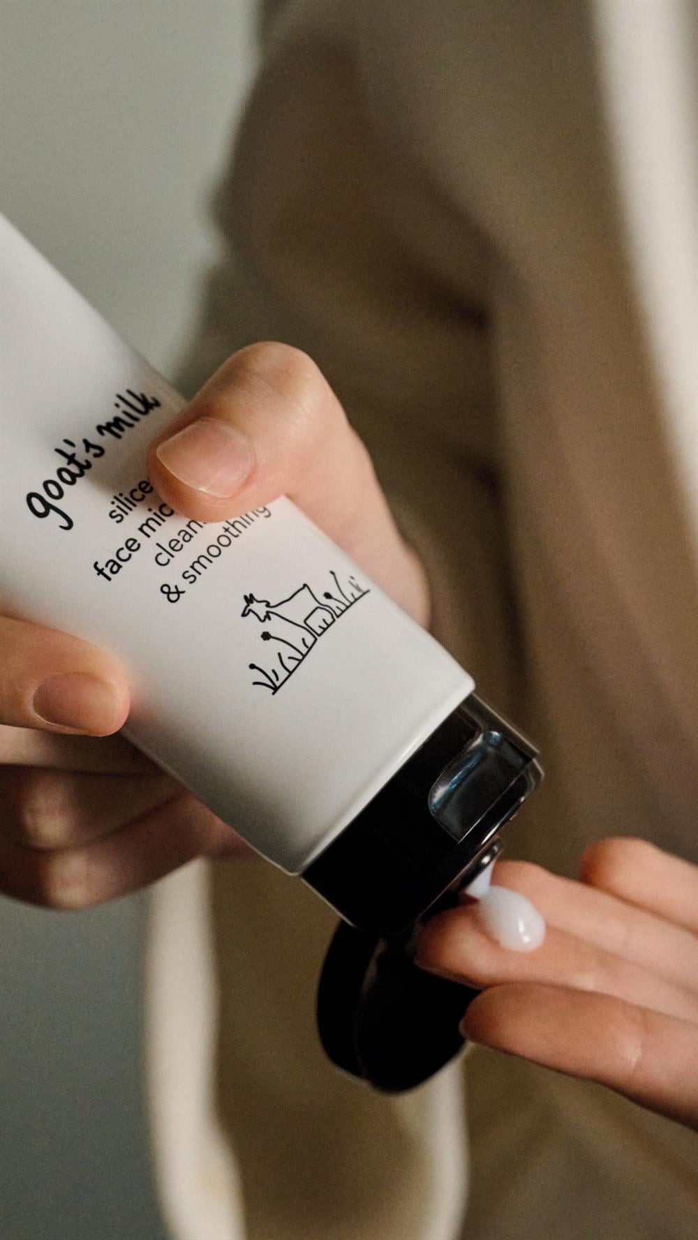 Keçi Sütü Yüz ve Boyun Enzim Peelingi 75 ml