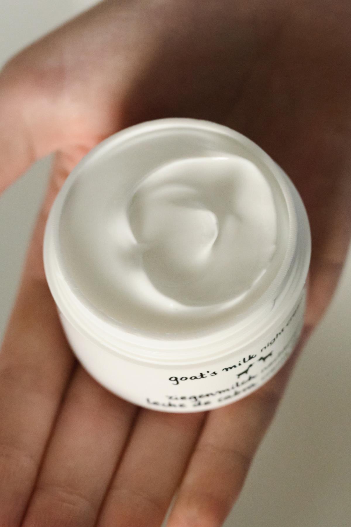 Keçi Sütü Besleyici Gece Kremi 50 ml - Outlet
