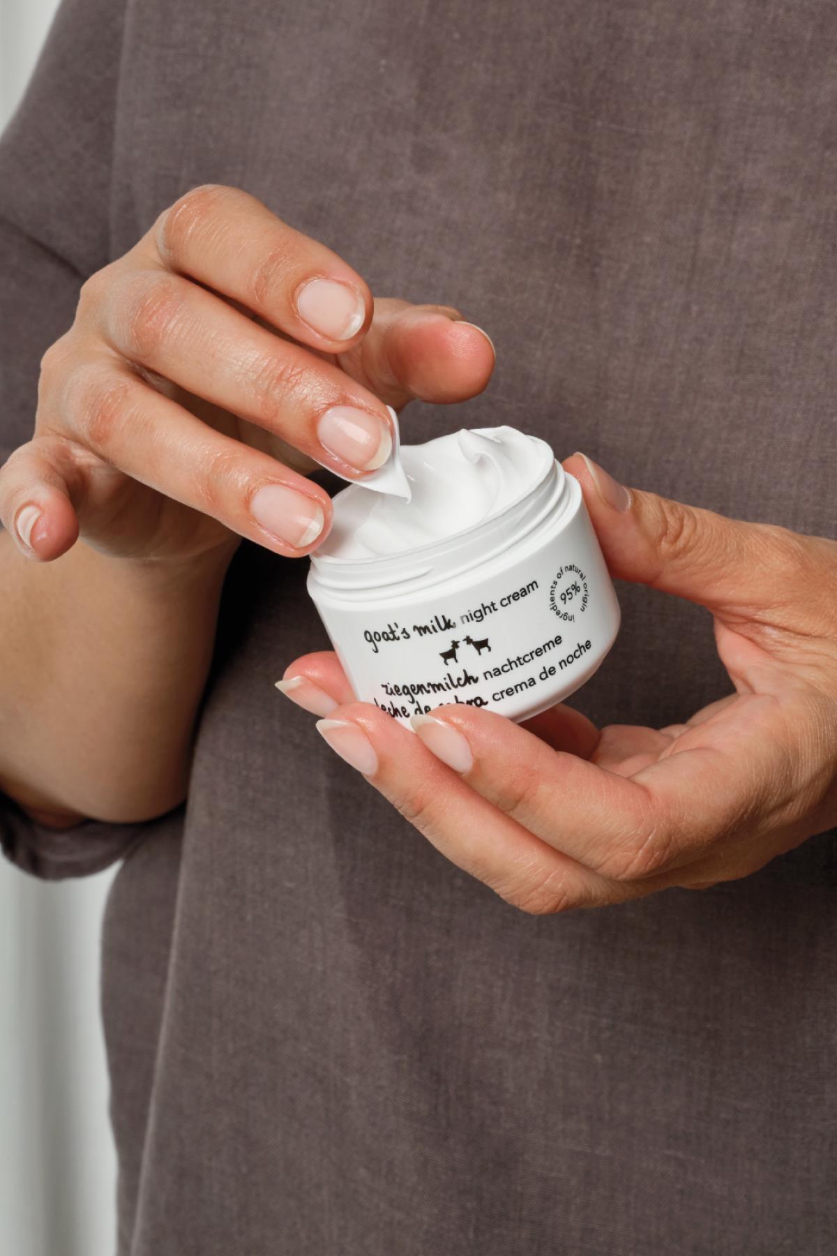 Keçi Sütü Besleyici Gece Kremi 50 ml - Outlet