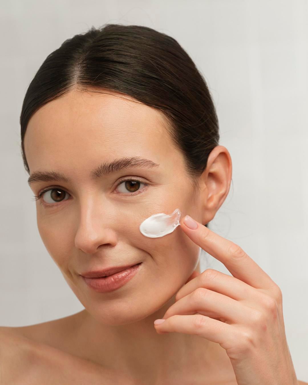 Keçi Sütü Nemlendirici Gündüz Kremi 50 ml
