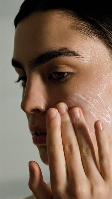 Keçi Sütü Yüz Temizleme Sütü 200  ml