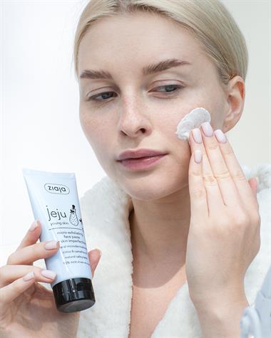 Jeju Genç Cilt Yüz Mikro Peeling