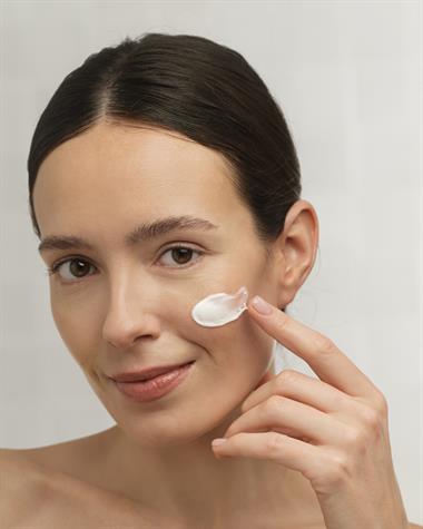 Keçi Sütü Nemlendirici Gündüz Kremi 50 ml