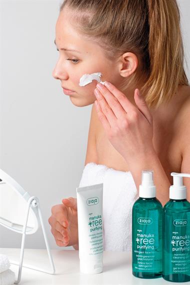 Manuka Derinlemesine Arındırıcı ve Siyah Nokta Karşıtı Peeling 75 ml - Outlet