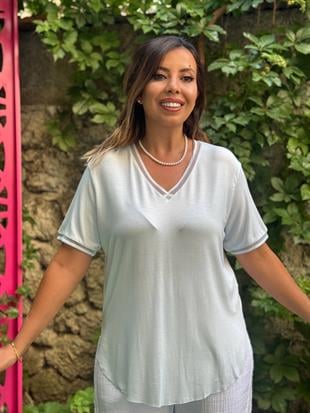 %100 Pamuk V Yaka T-shirt Bebe Mavisi