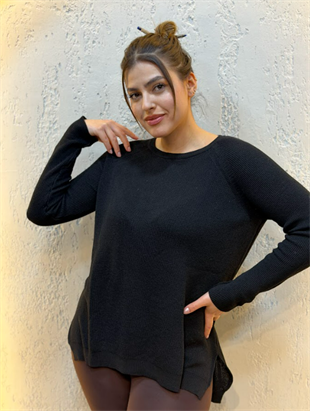 %100 Pamuk Yırtmaç Detaylı Kol Katlamalı Triko Bluz Siyah